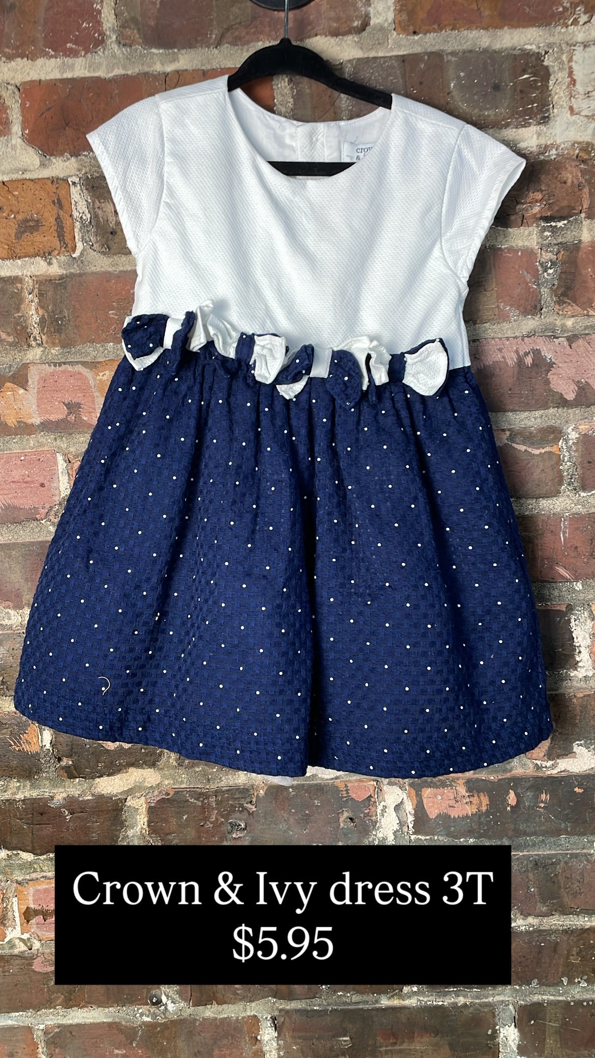 Crown & Ivy dress