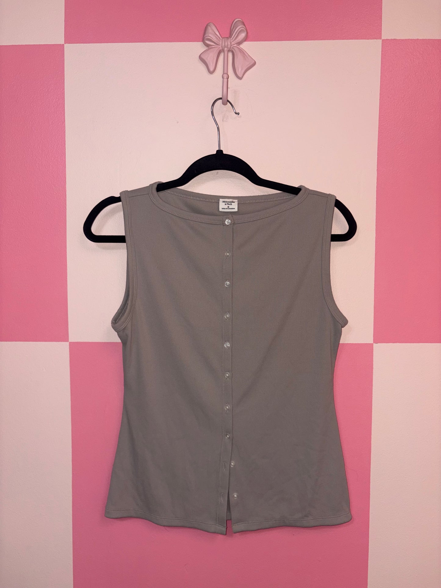 Abercrombie tank top - size medium