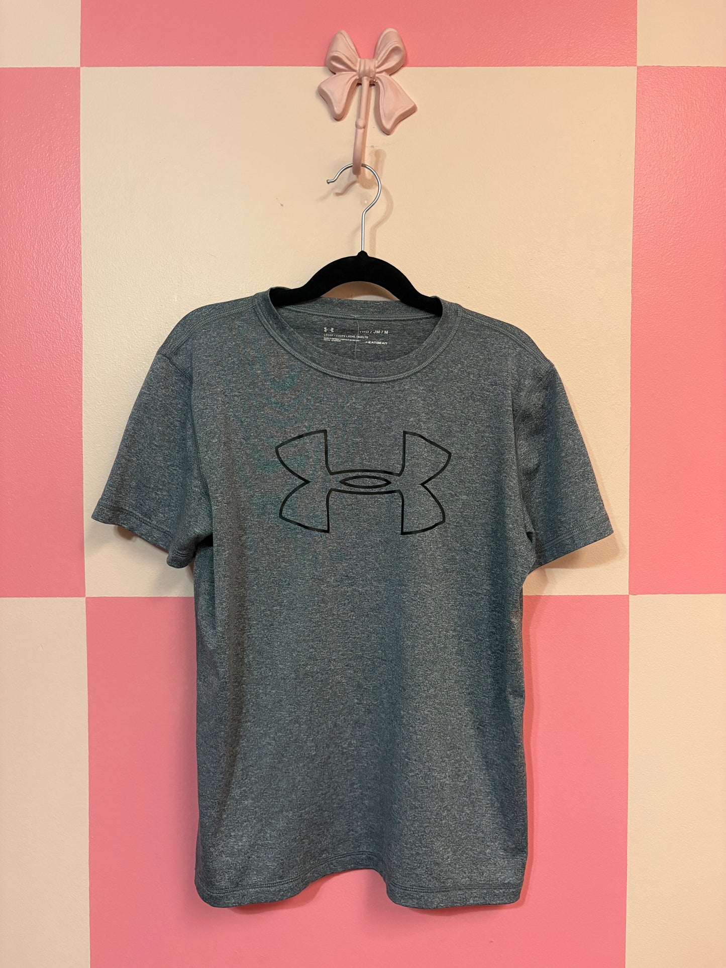 Under Armour shirt - size medium