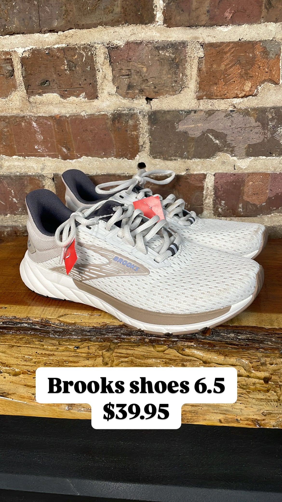 Brooks shoes