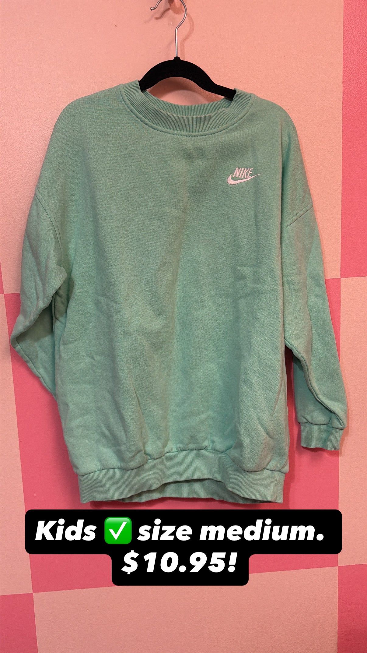 Nike youth medium