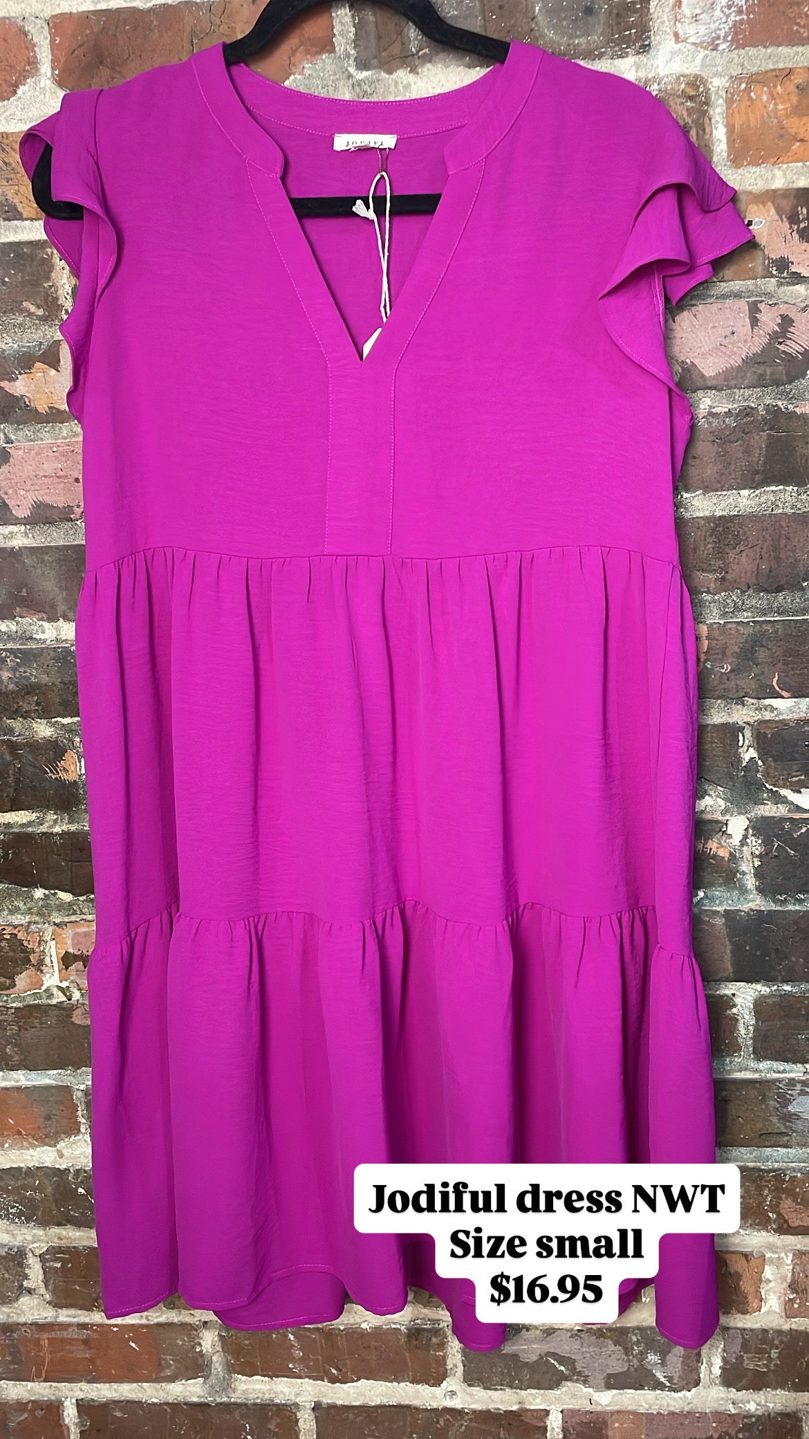 Jodiful dress NWT