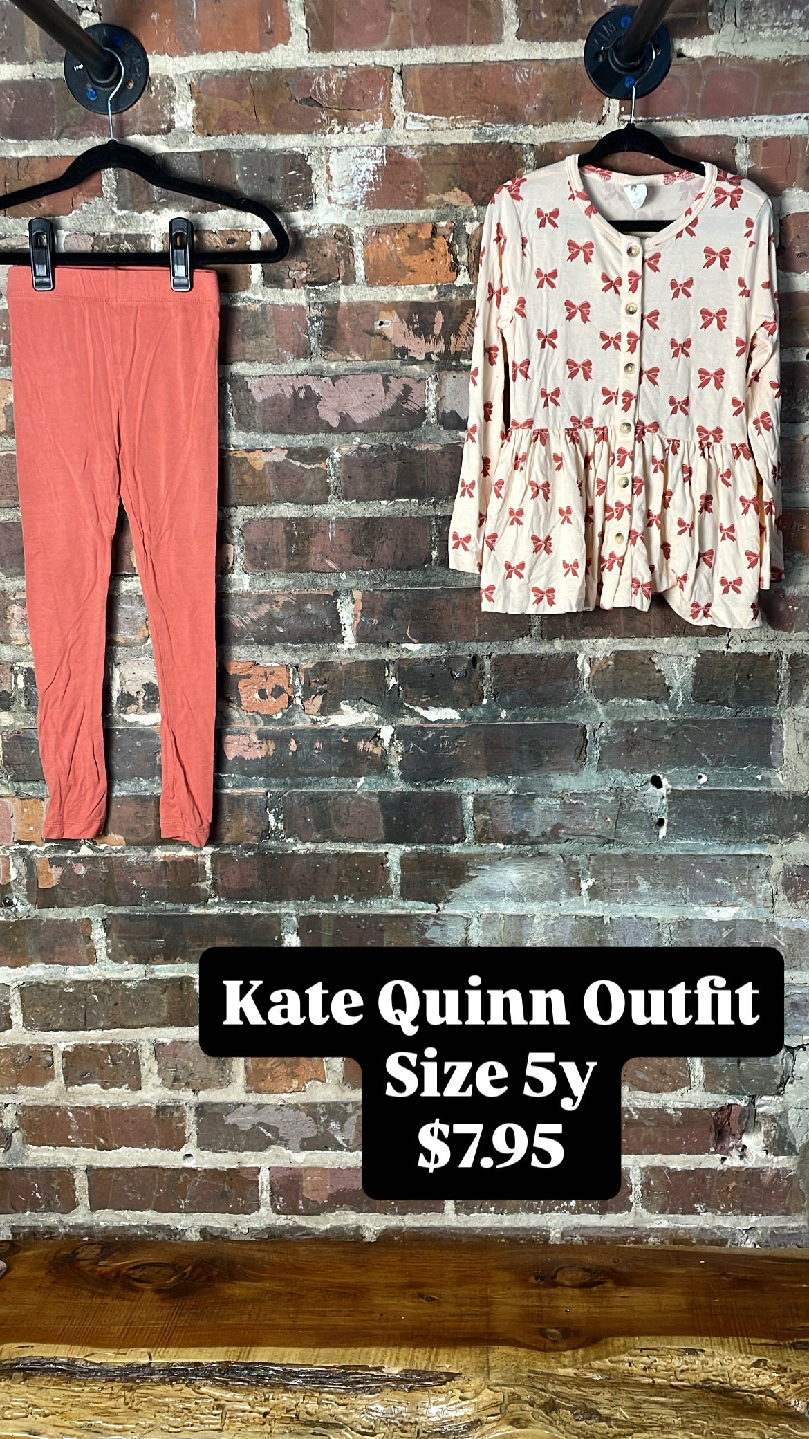 Kate Quinn outfit