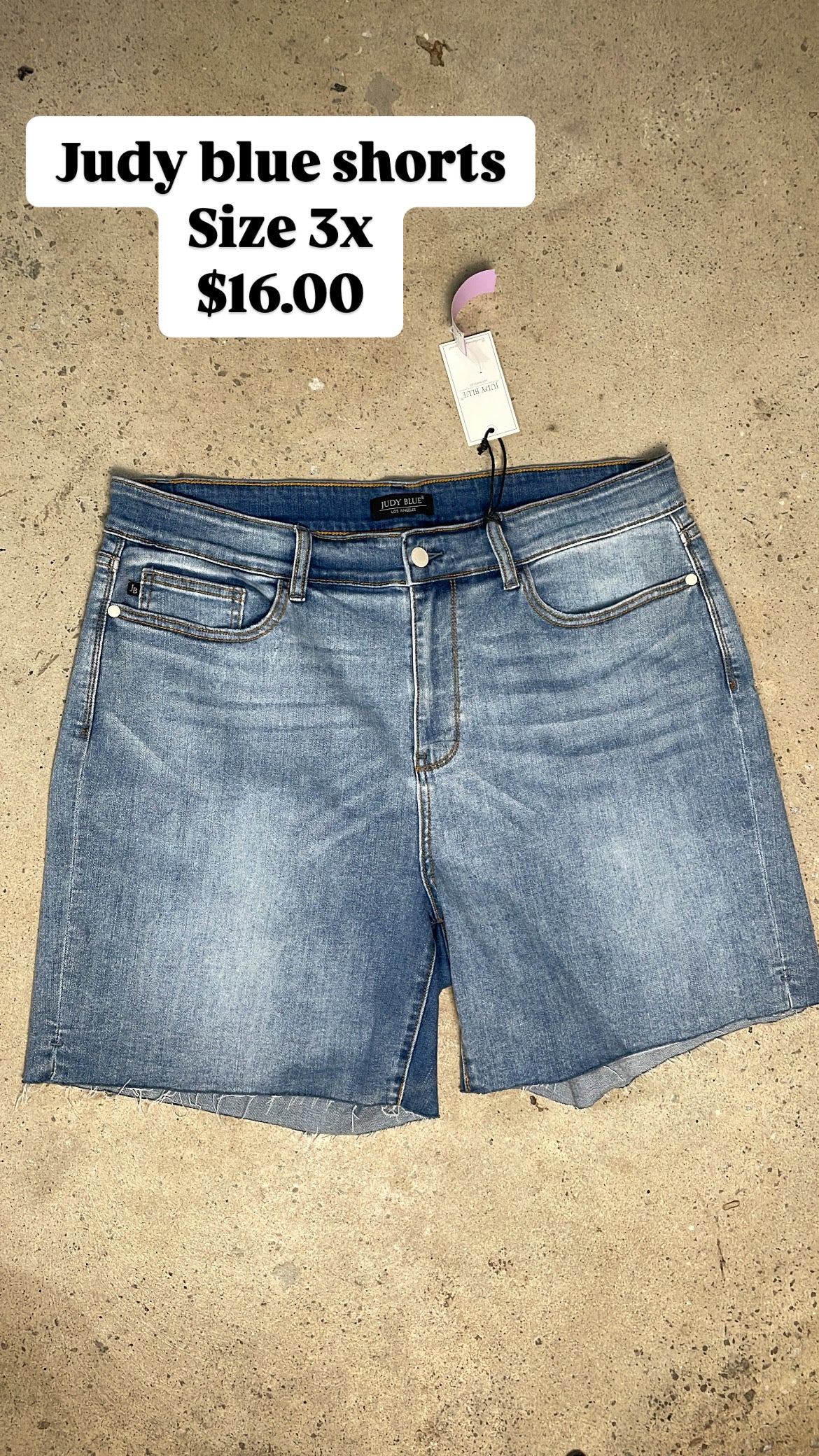 Judy blue shorts