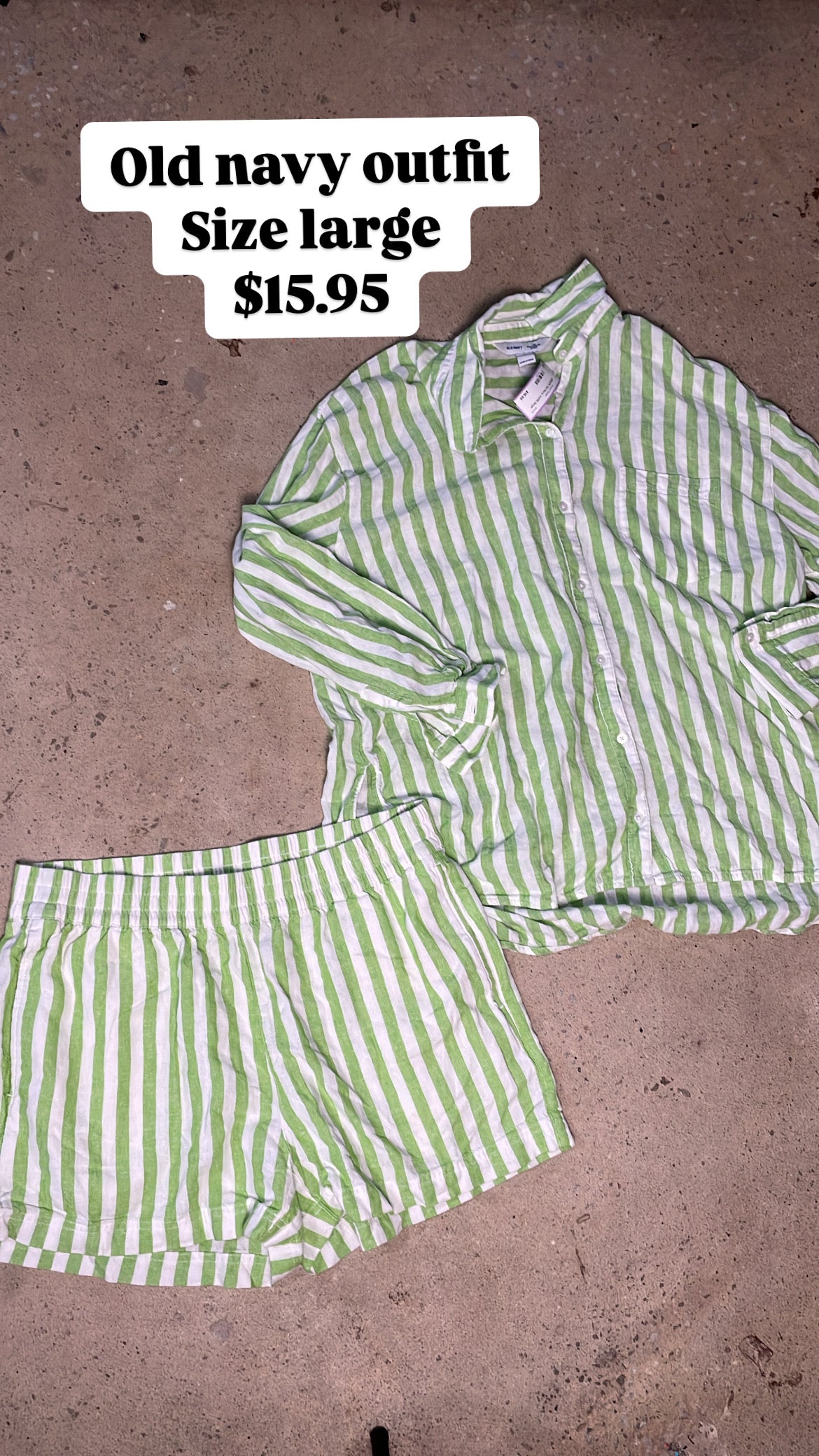 Old navy outfit