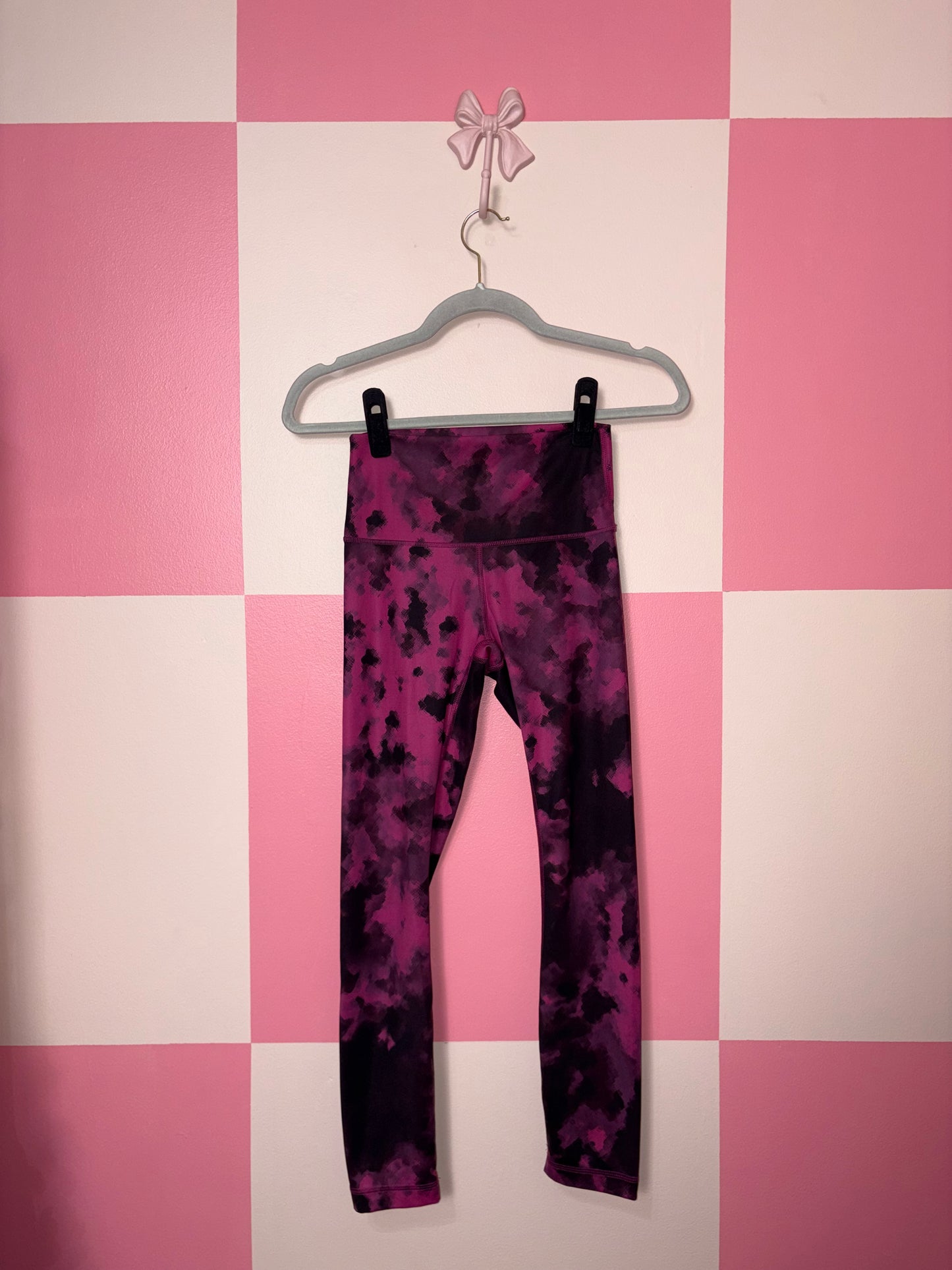 Lululemon leggings - size 4
