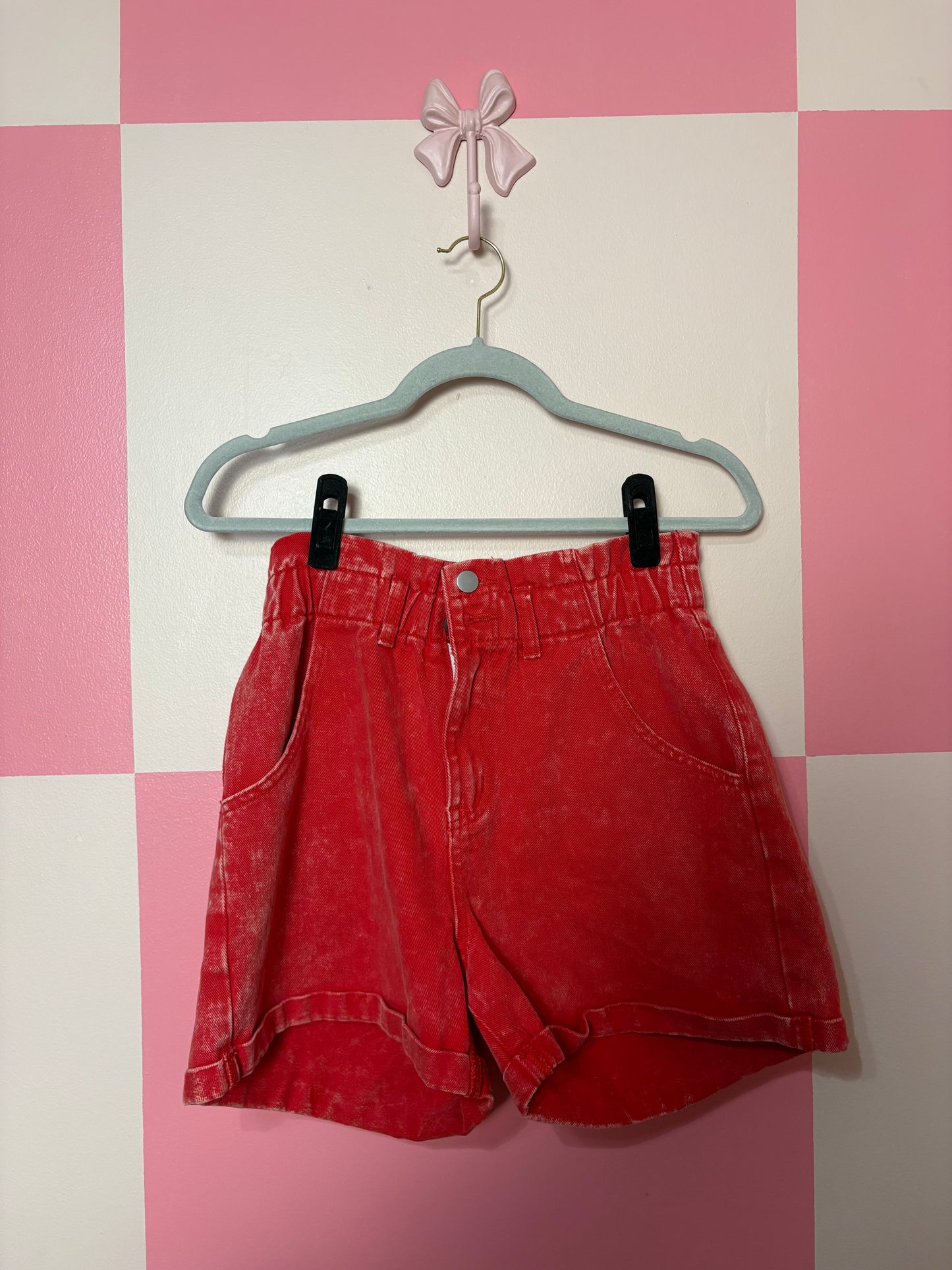 Pink Lily shorts - size 29