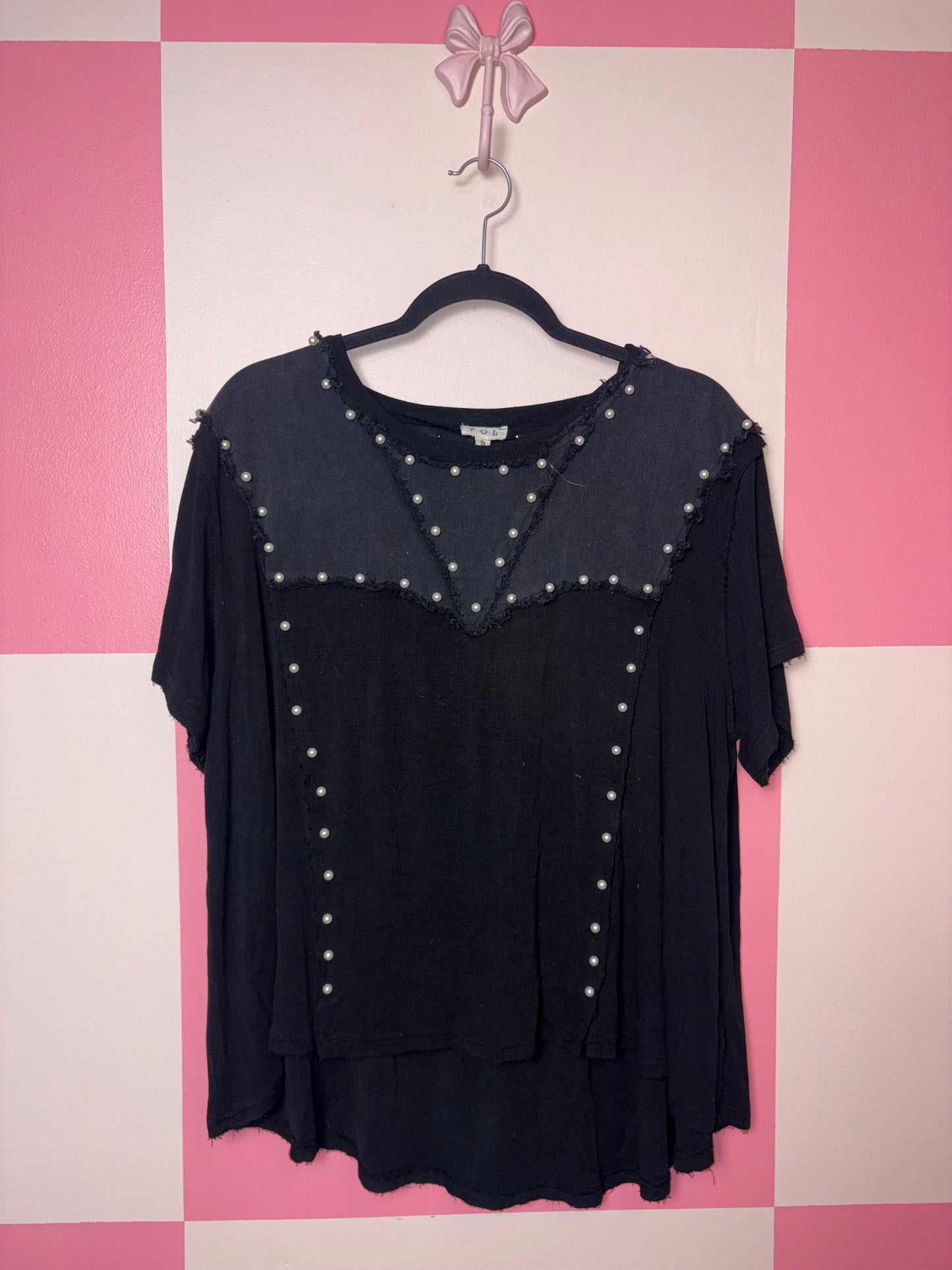 Pol shirt - size small
