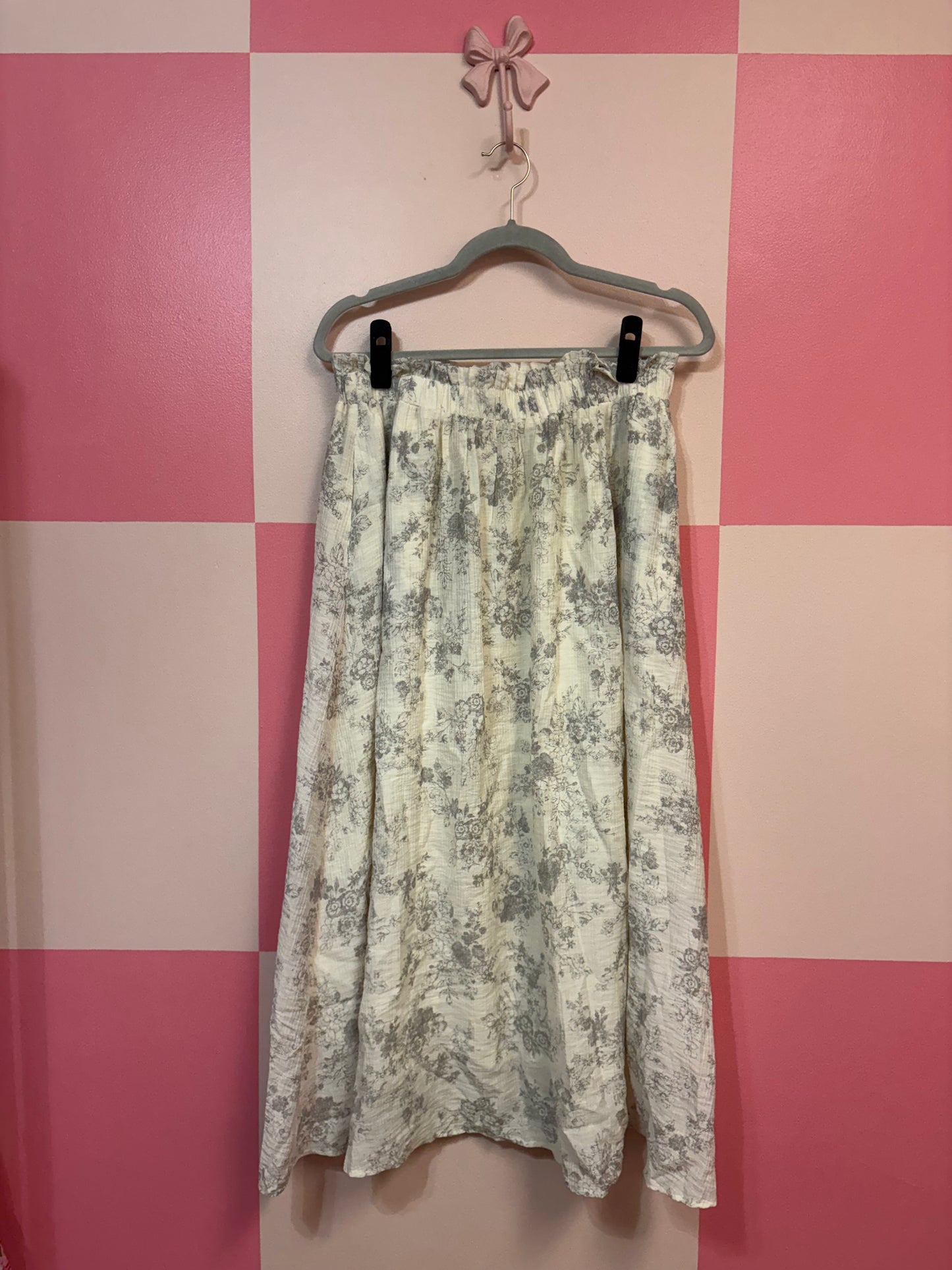 Blu Pepper skirt - size large