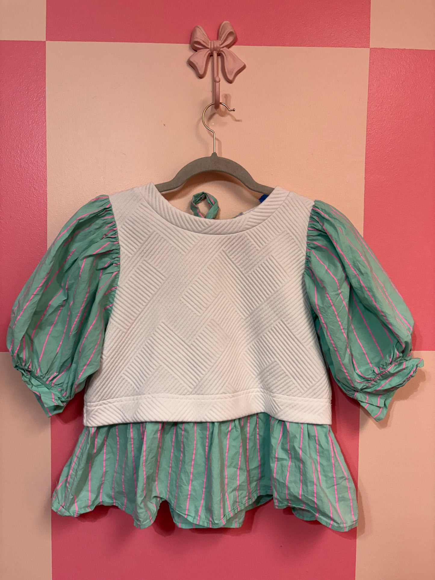 Entro shirt - size small