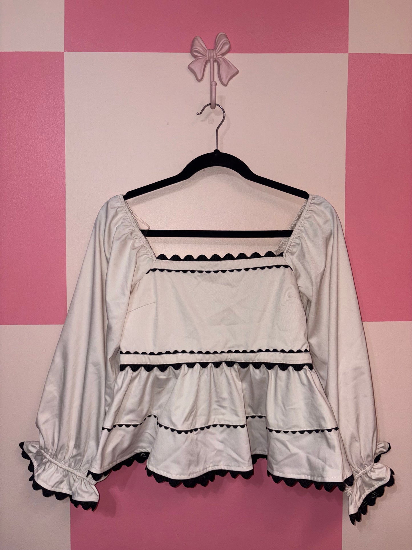 Entro shirt - size small