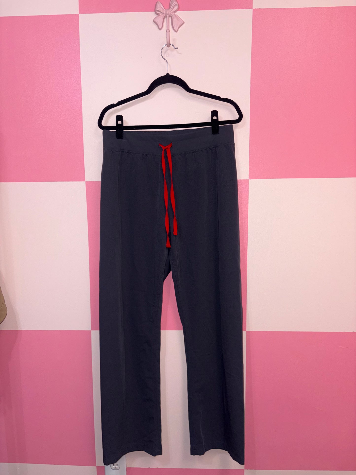 Figs scrub pants - size large