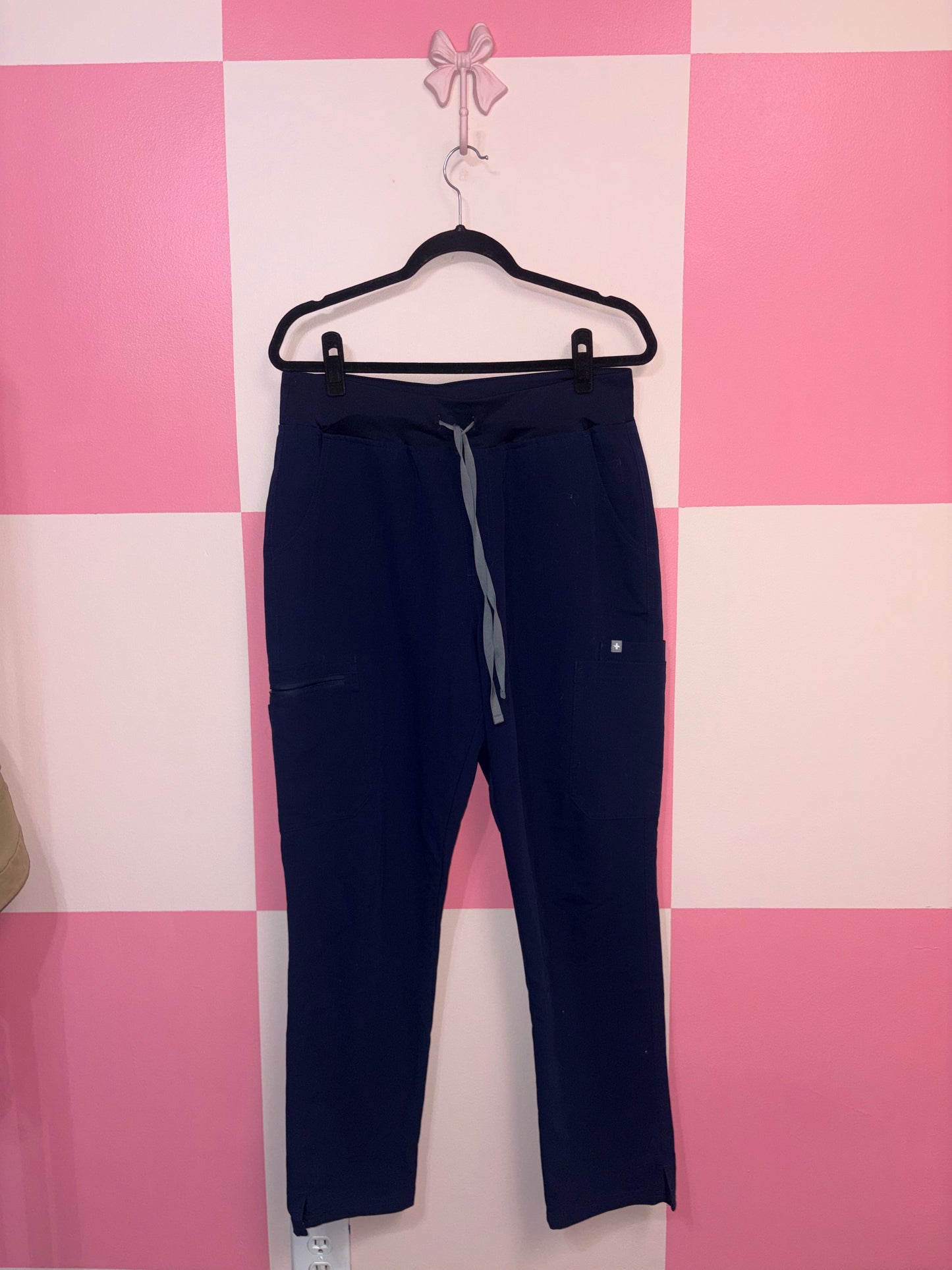 Fig Scrub pants - size large