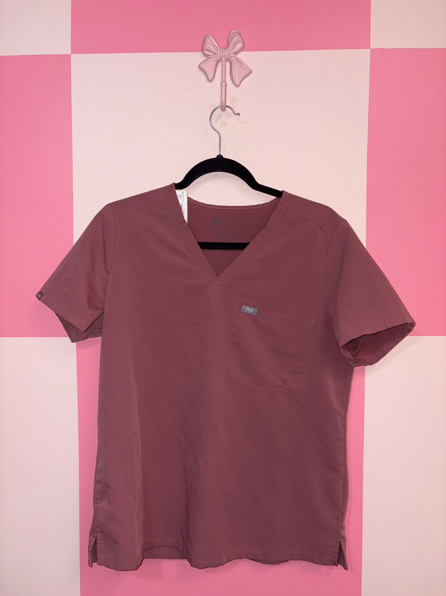 Figs scrub top - size small