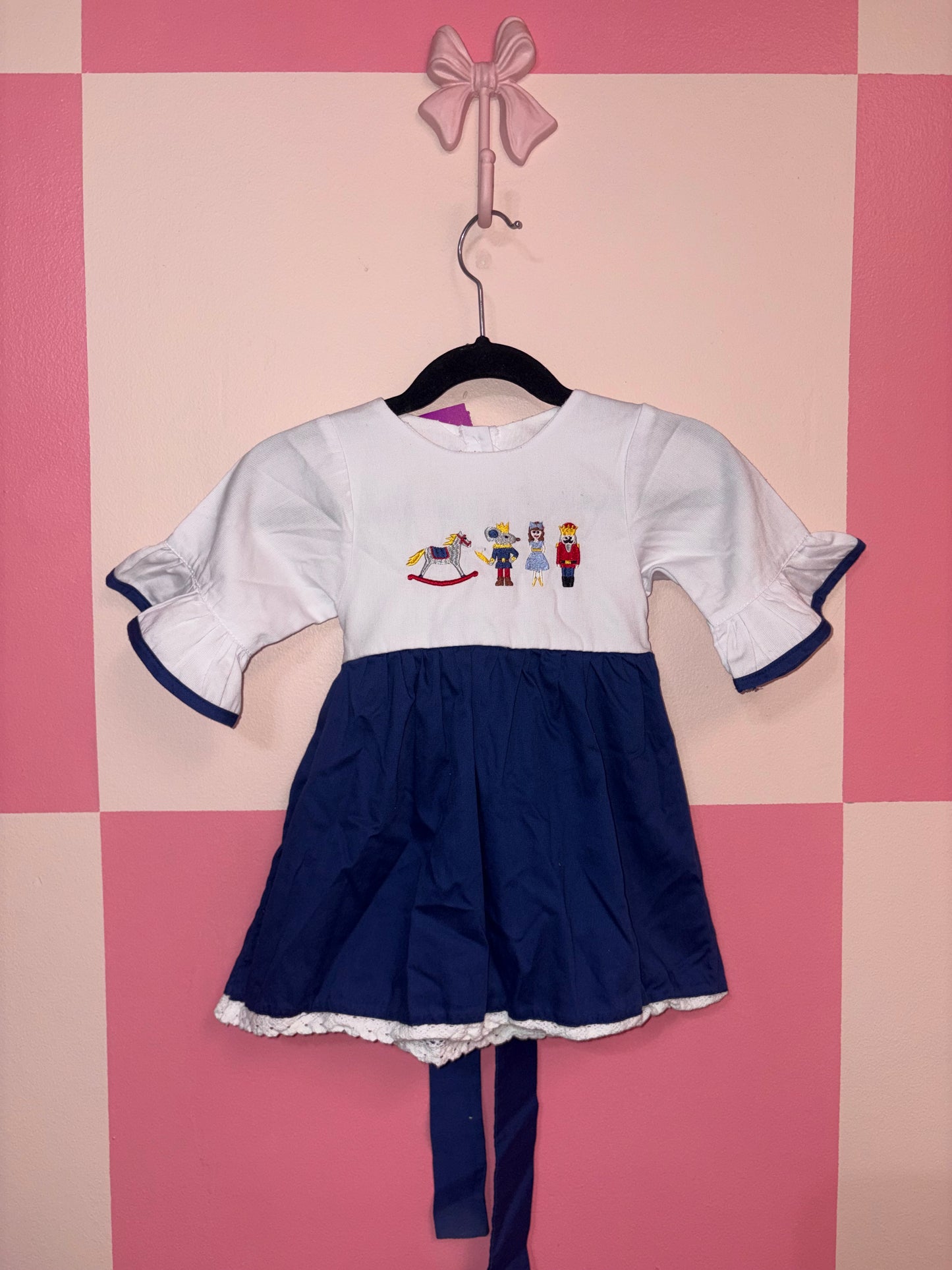 Smocked a lot dress - size 9m
