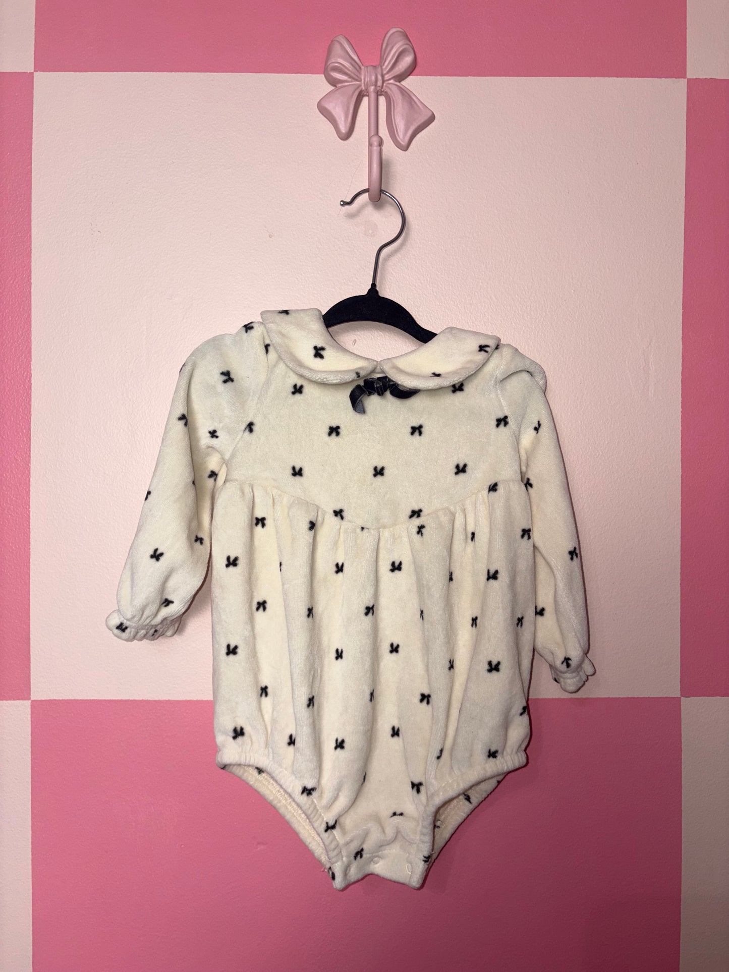 Cat & Jack onesie 18m