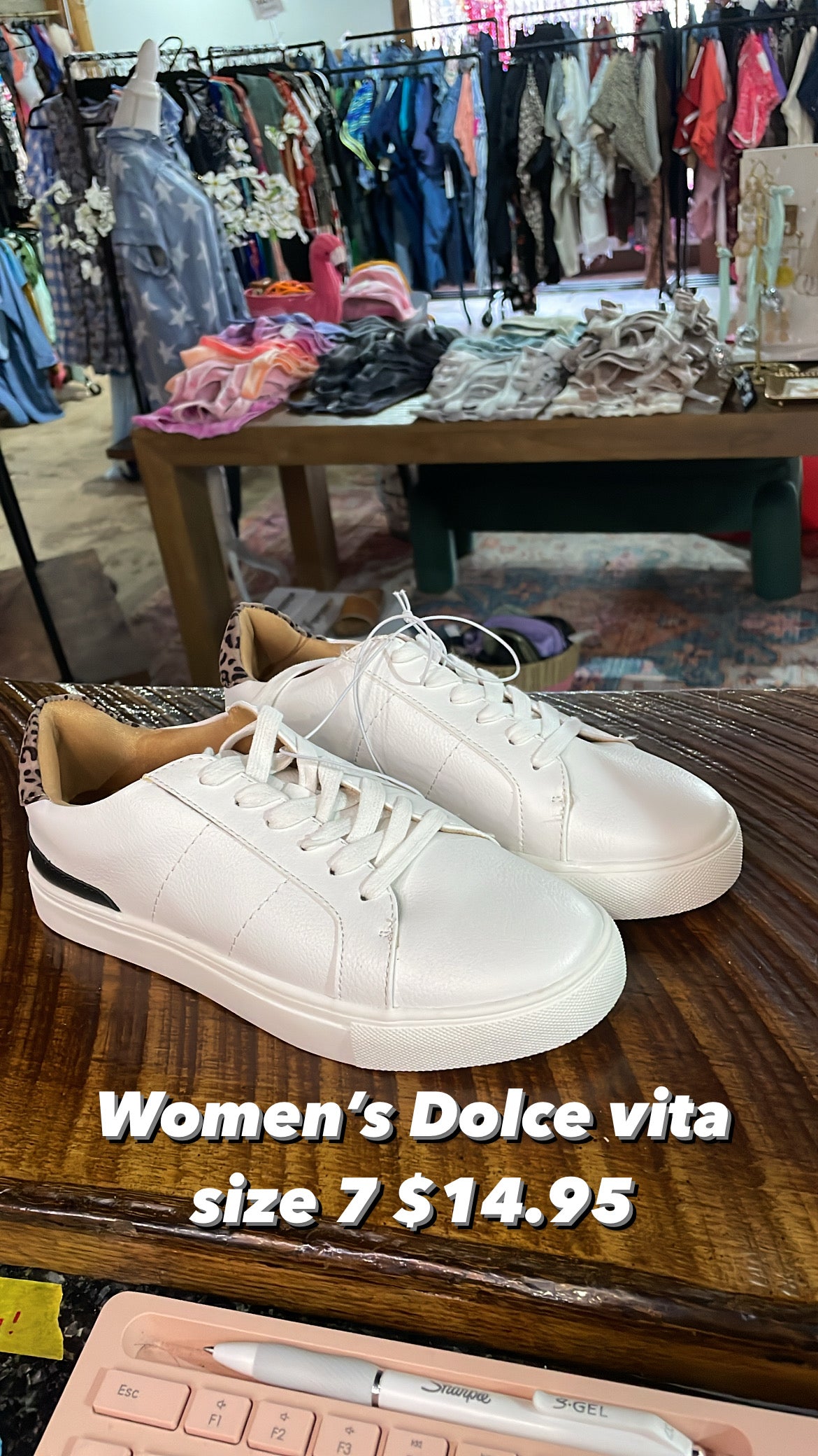 Womens Dolce vita