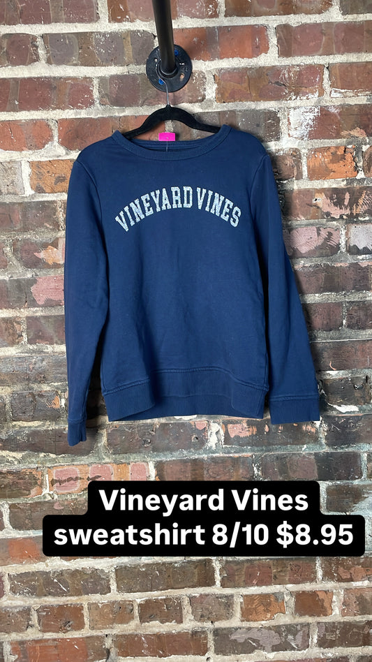 Vineyard vines sweatshirt