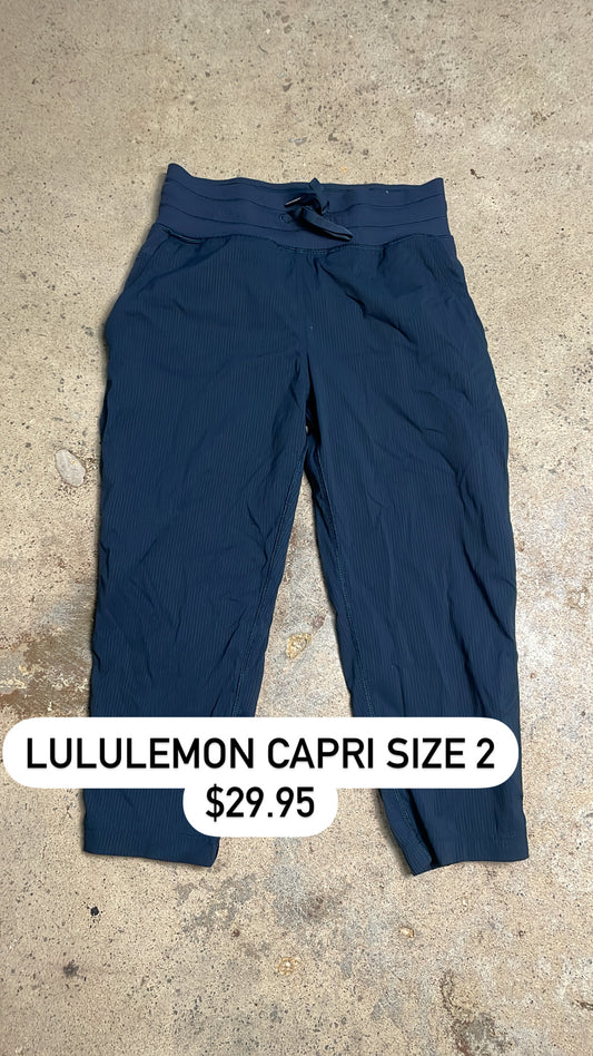 Lululemon capris