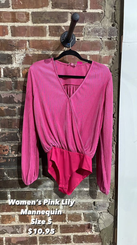 Women’s Pink Lily Mannequin