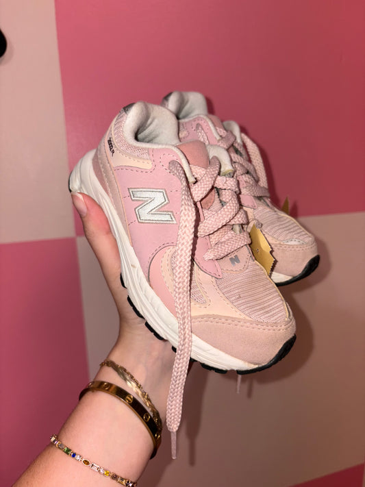 New Balance shoes - size kids 10