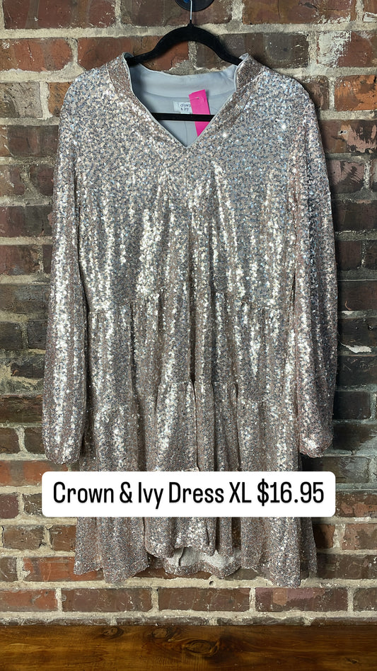 Crown & Ivy dress