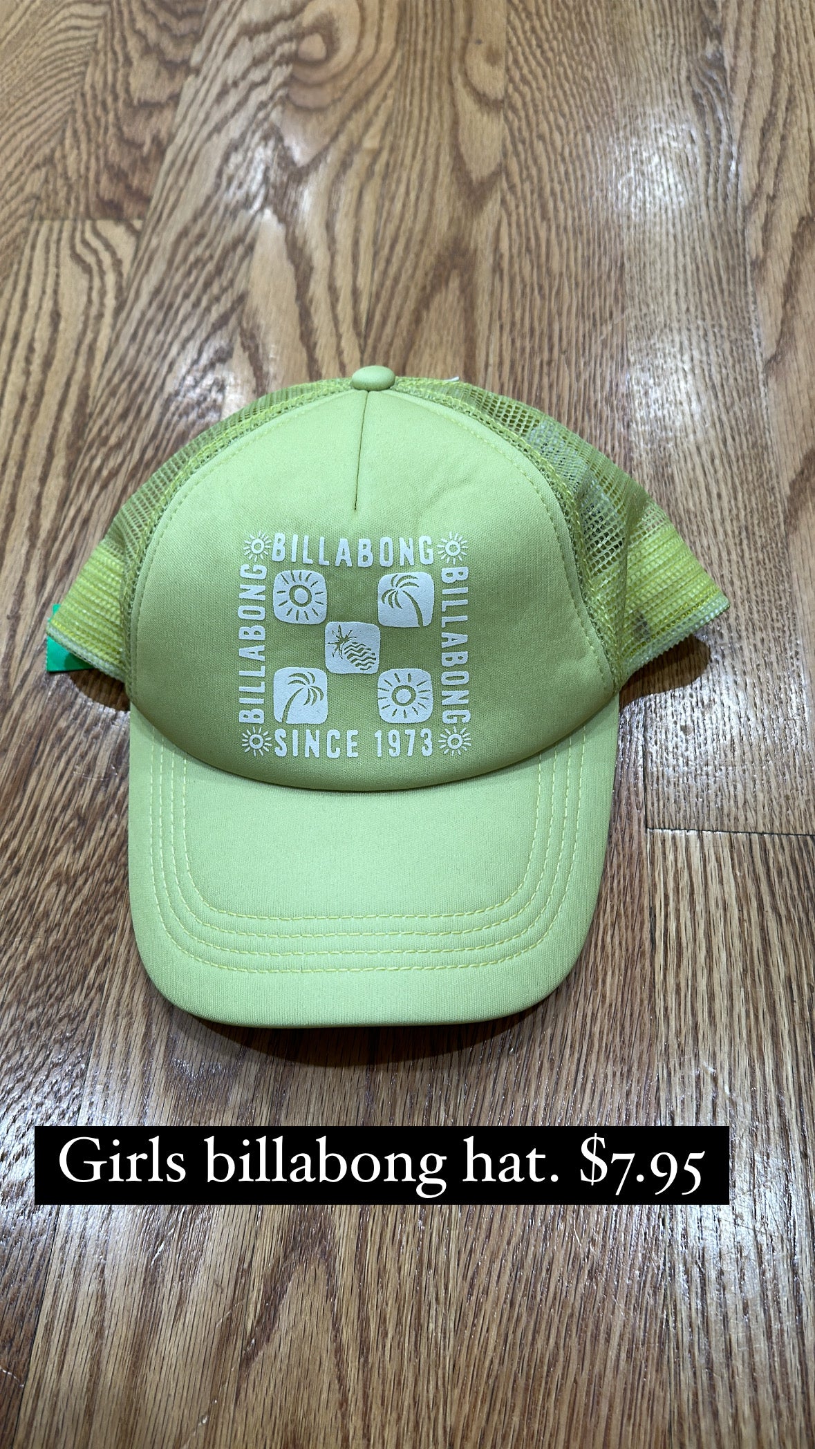 Girls billabong hat