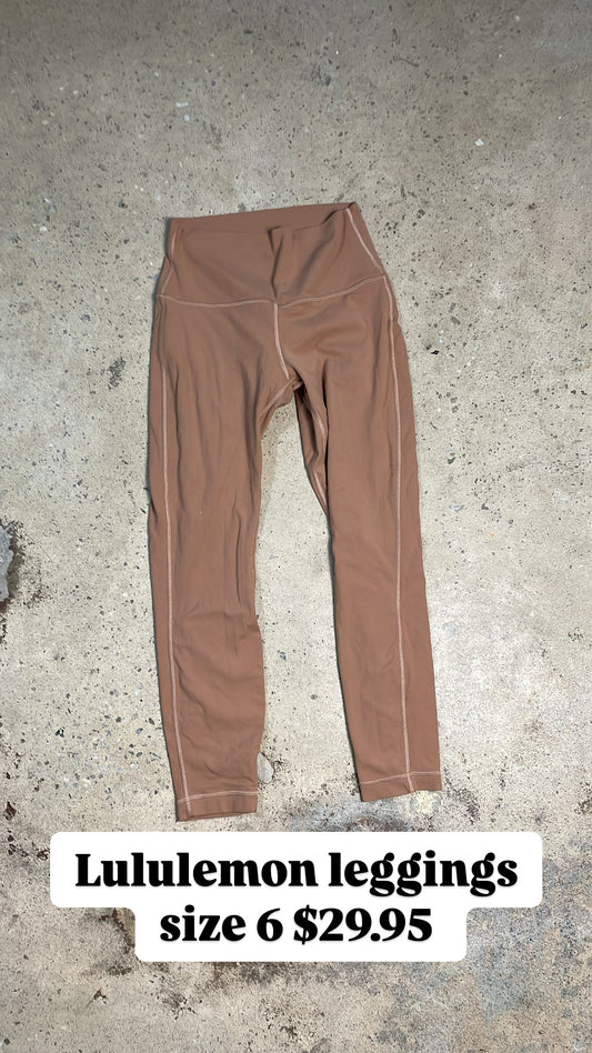 Lululemon leggings
