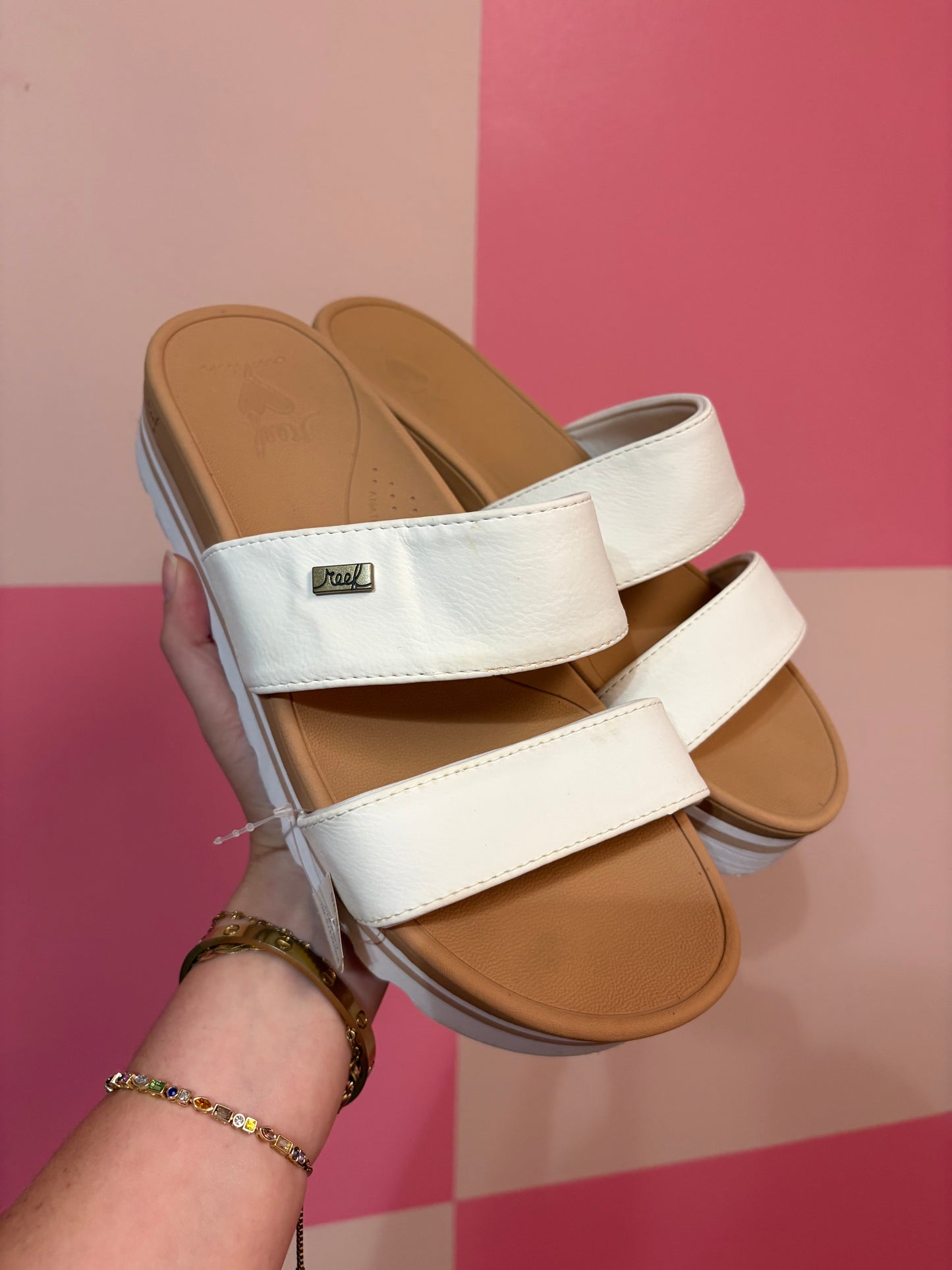 Reef shoes - size 8