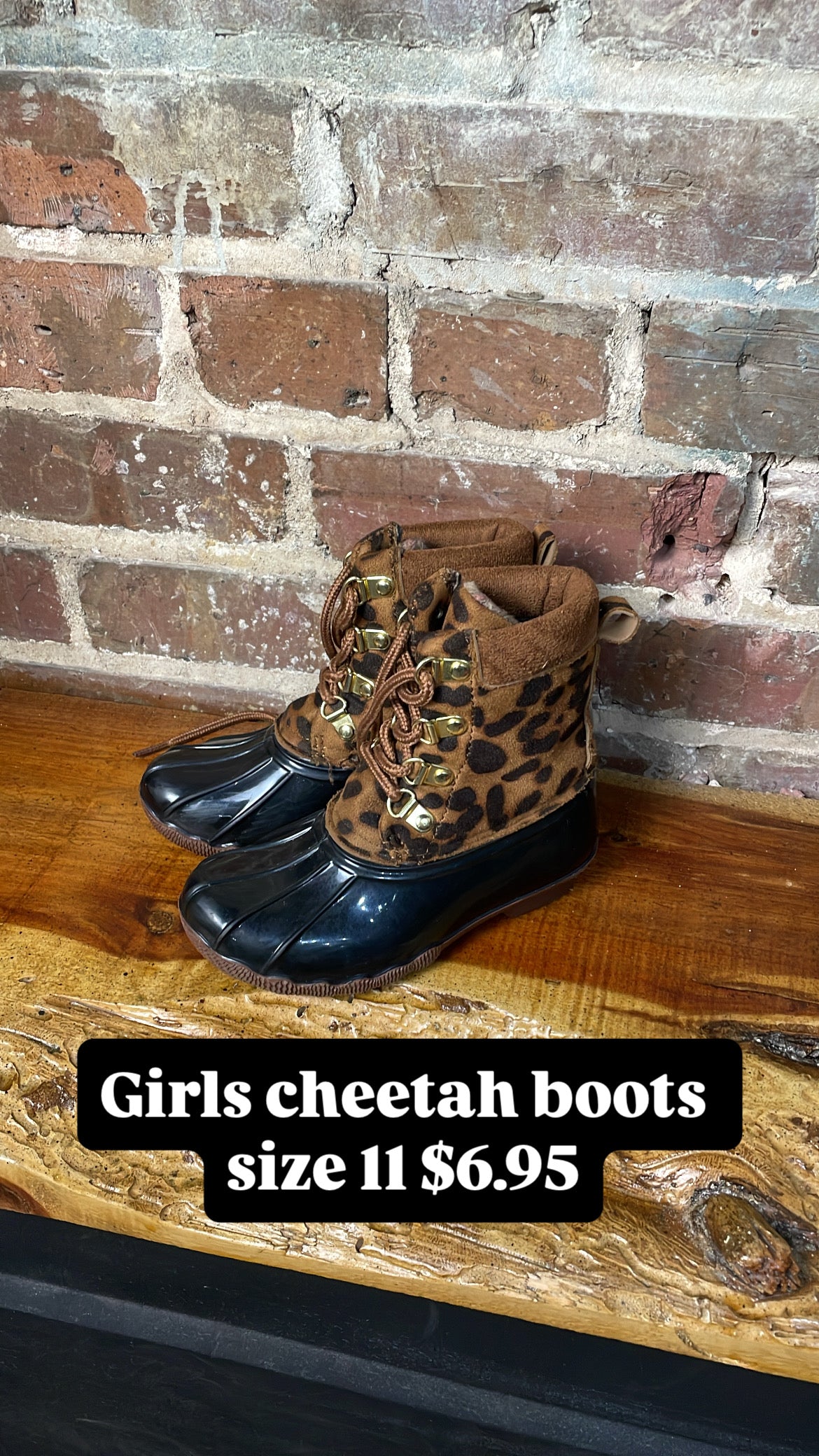Girls cheetah boots