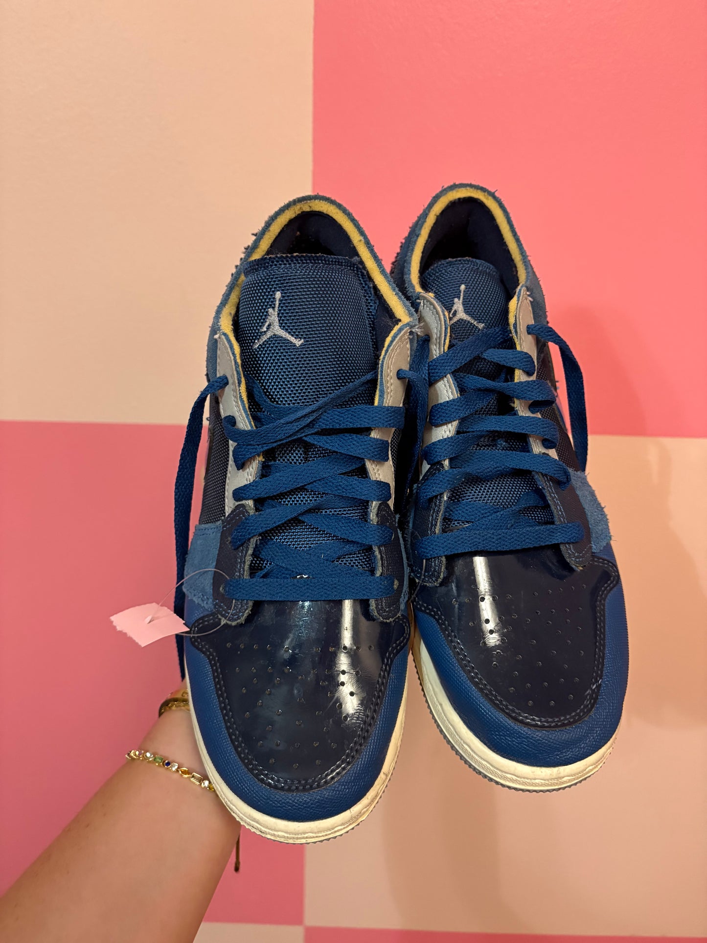 Nike Jordan shoes - size 6.5Y