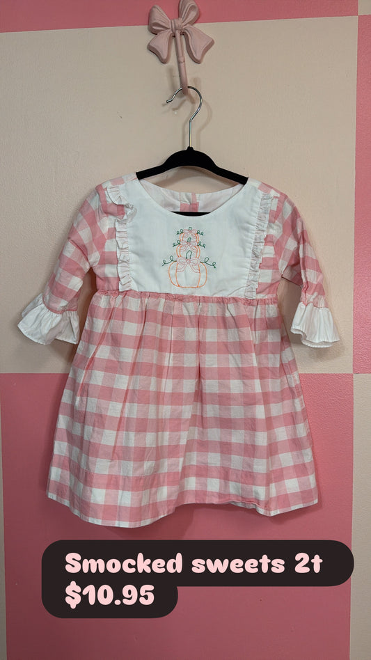 Smocked sweets