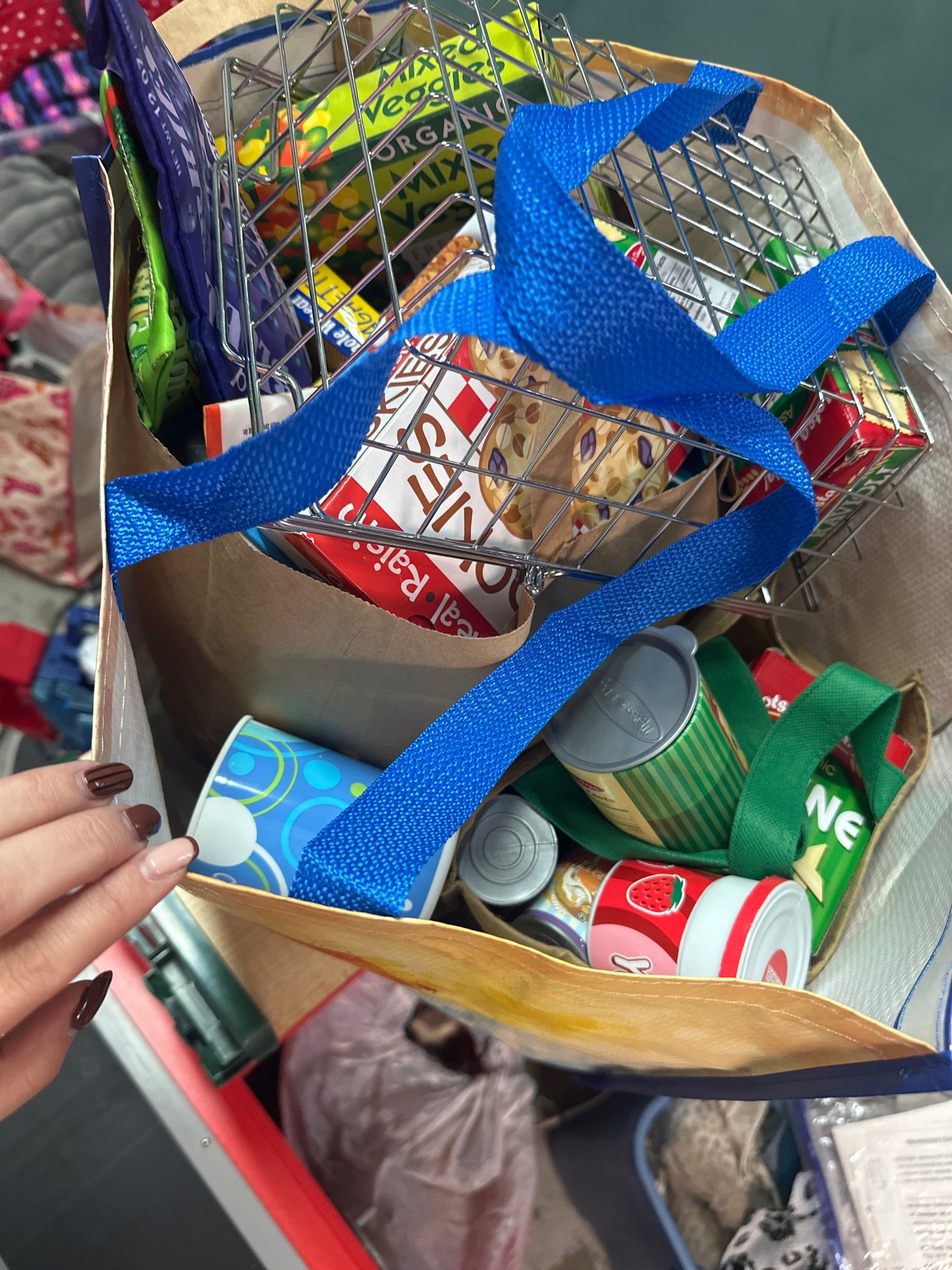 Melissa and Doug checkout center