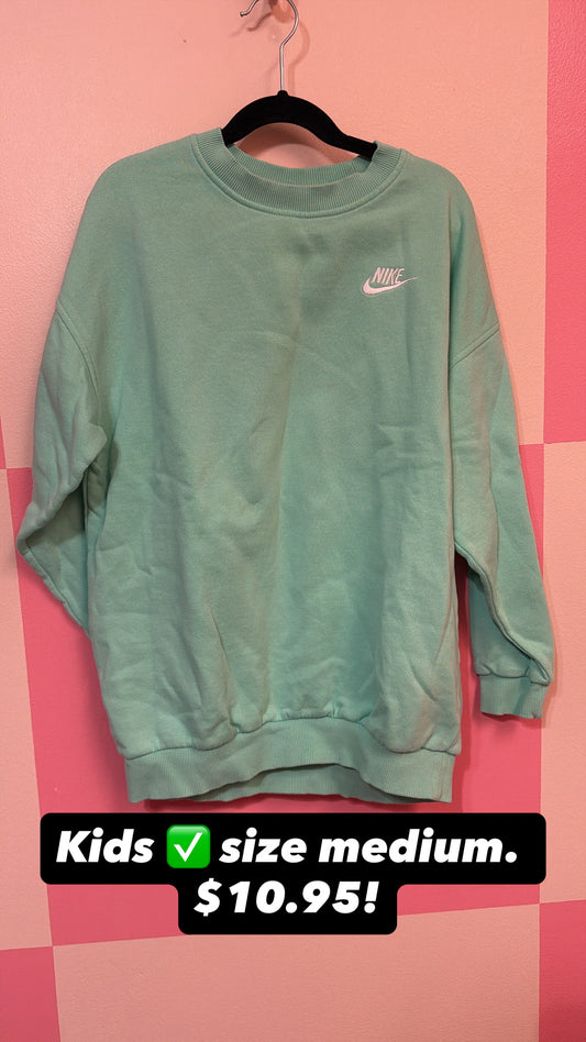 Nike youth medium