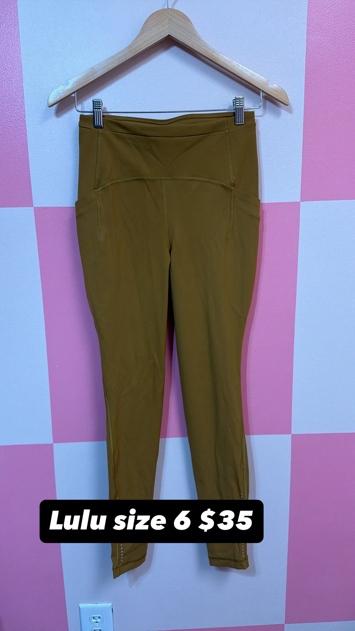 Lululemon size 6