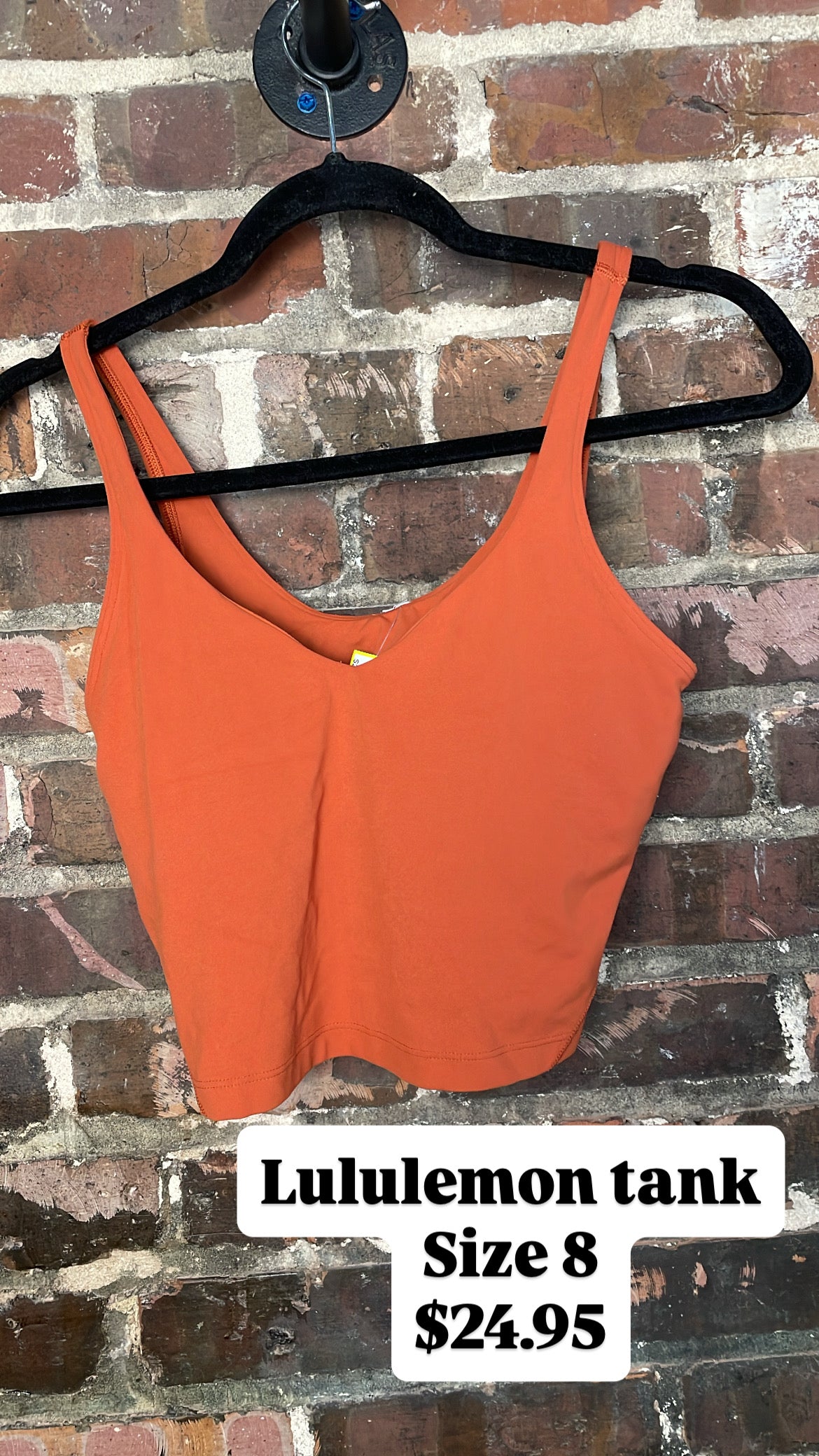 Lululemon tank