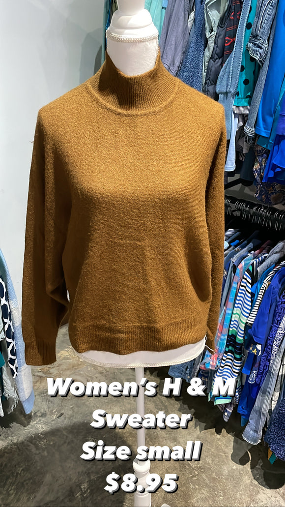 H & M Sweater