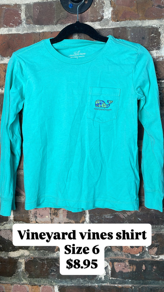 Vineyard vines shirt
