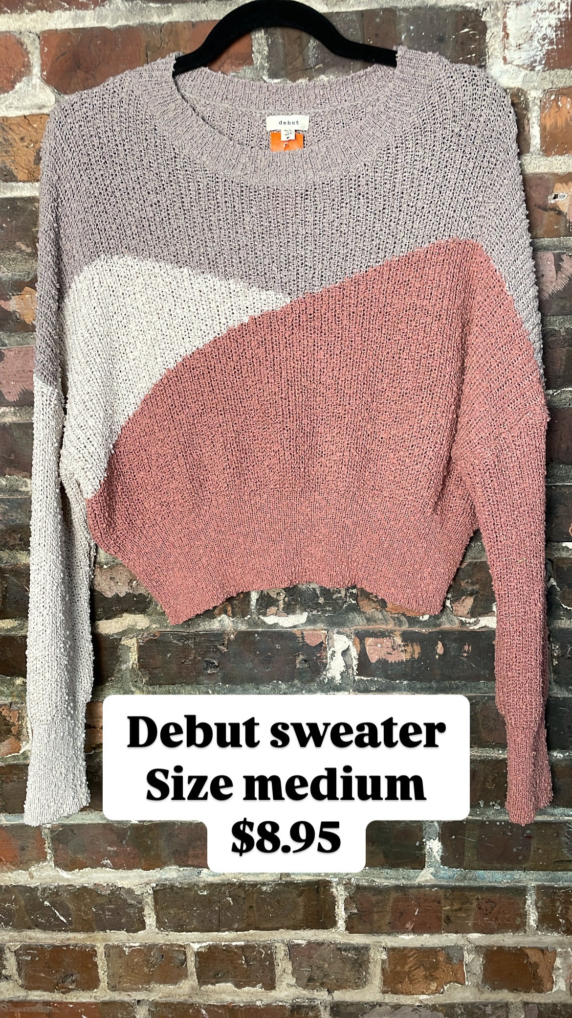 Debut sweater