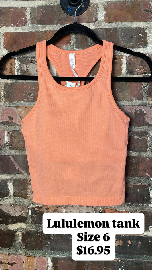 Lululemon tank