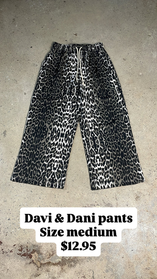 Davi & Dani pants