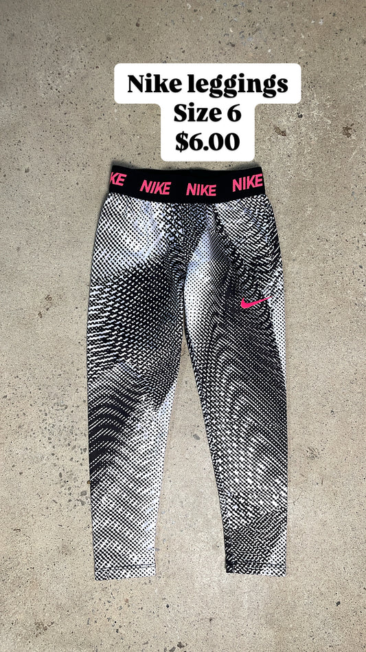 Nike leggings