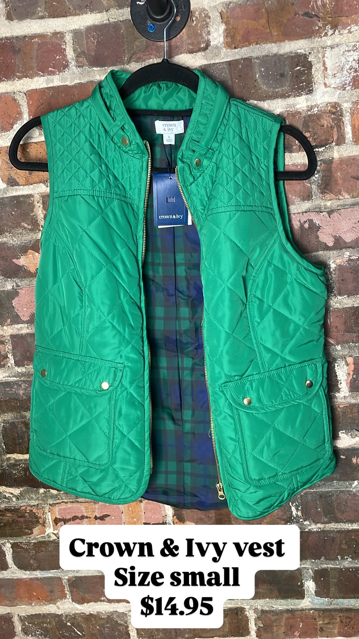Crown & Ivy vest