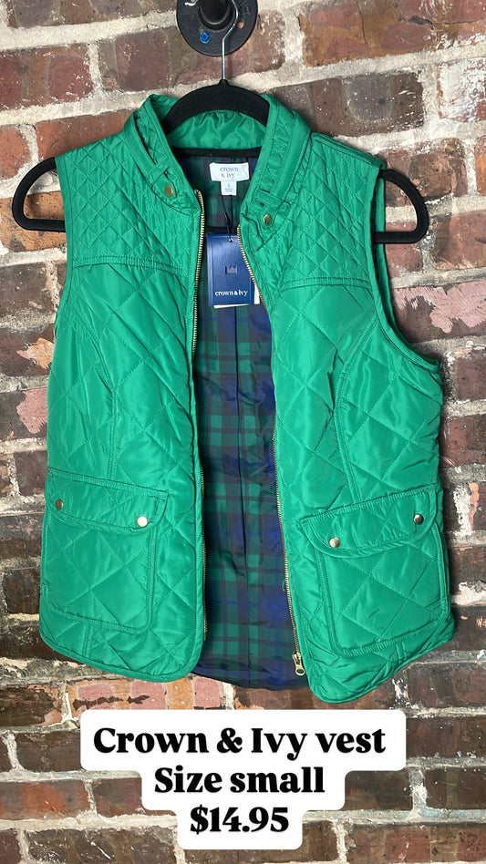 Crown & Ivy vest