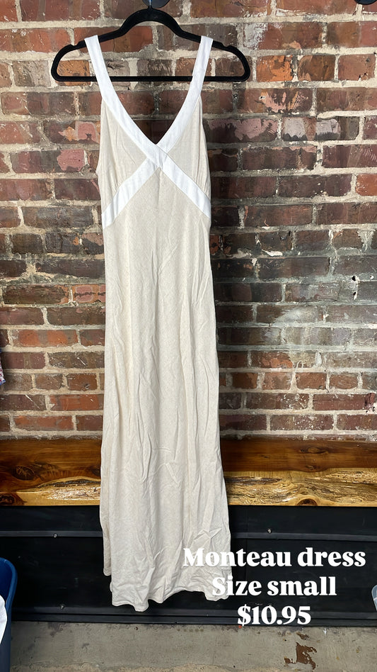 Monteau dress