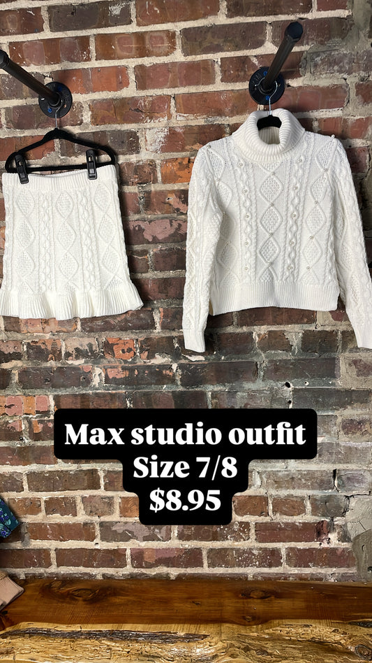 Max studio outfit