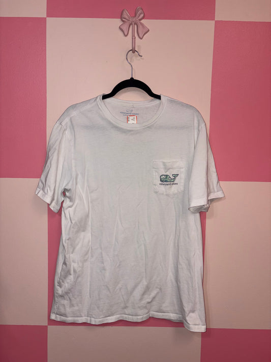 Vineyard Vines shirt - size large