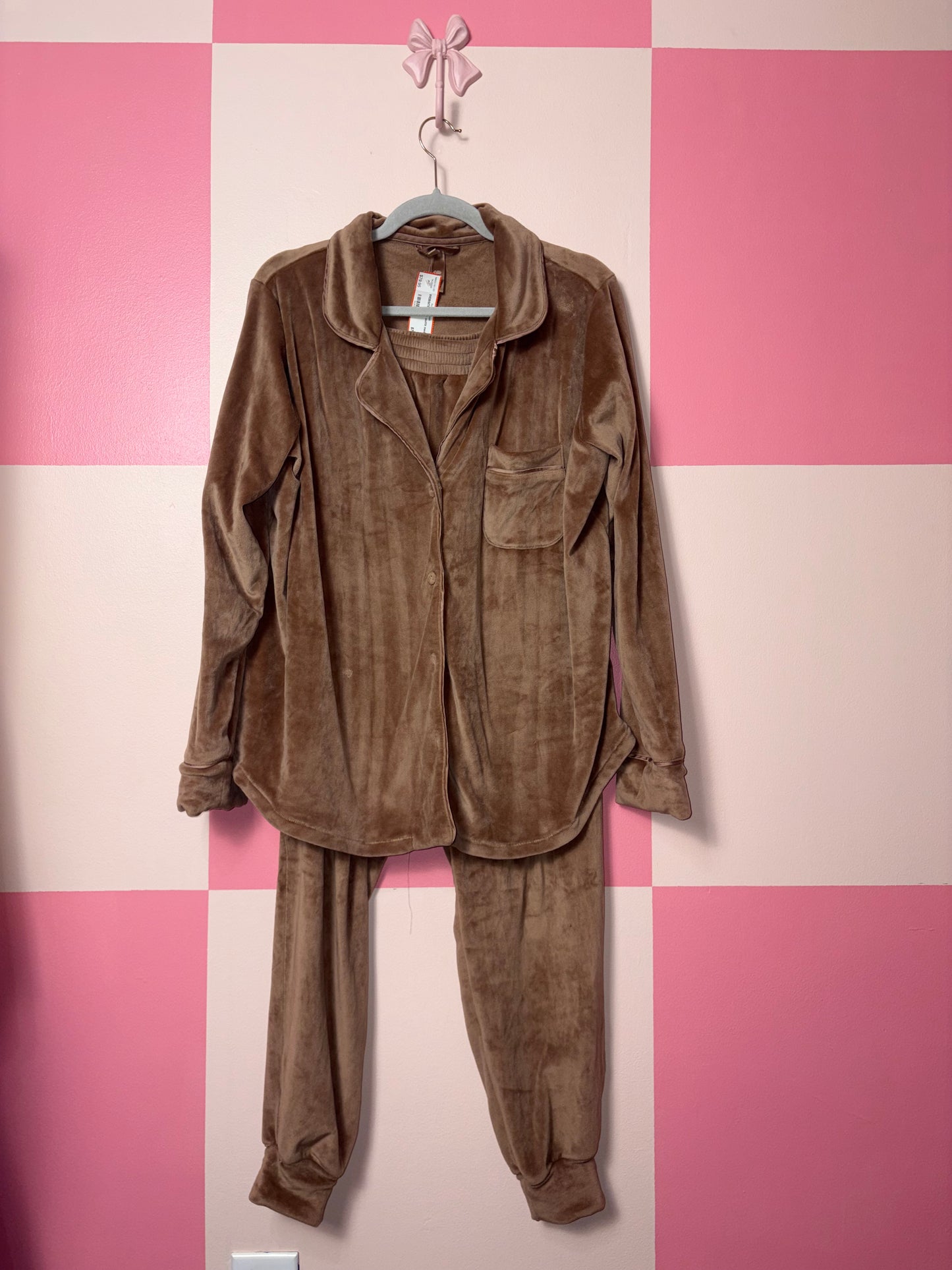 Skims outfit - size medium