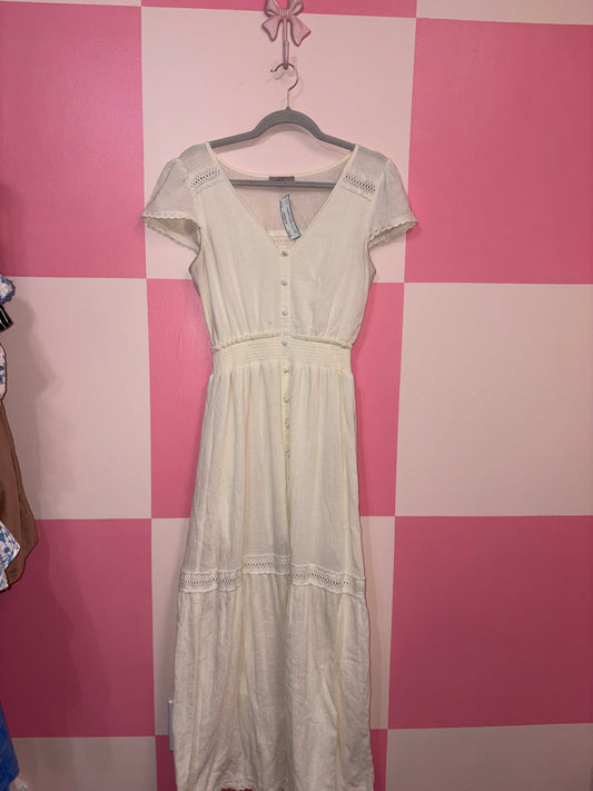 Wonderly dress - size medium