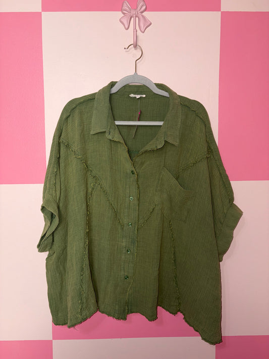 Easel shirt - size medium
